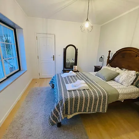 Kwatera prywatna The Yellow Retreat A dos Cunhados