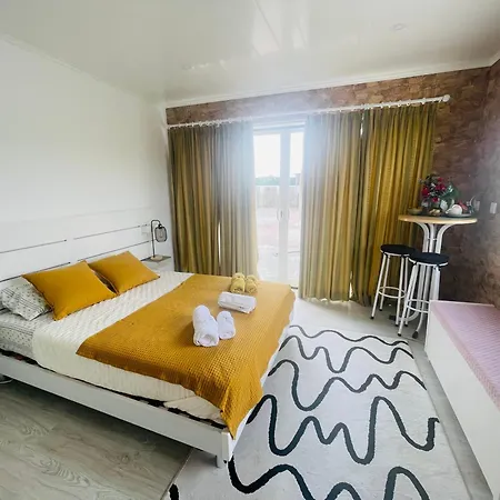The Yellow Retreat Habitación en casa particular