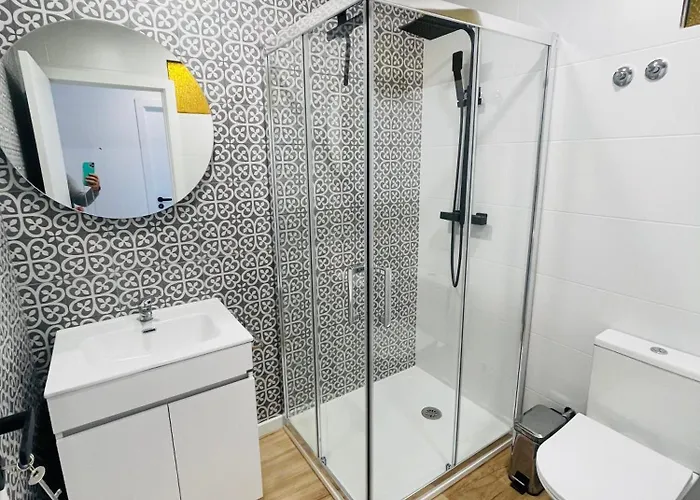 The Yellow Retreat בית אירוח אה דוס קונהאדוס