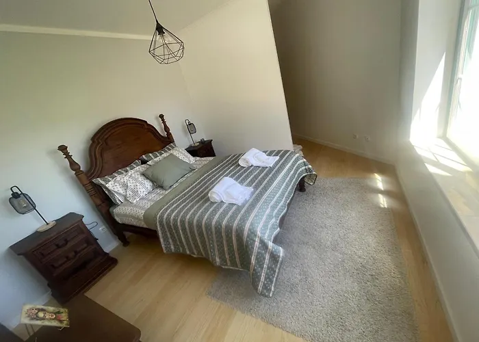 Проживание в семье The Yellow Retreat А-душ-Куньядуш