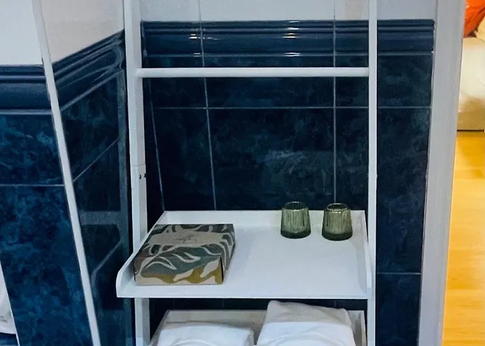 The Yellow Retreat בית אירוח *