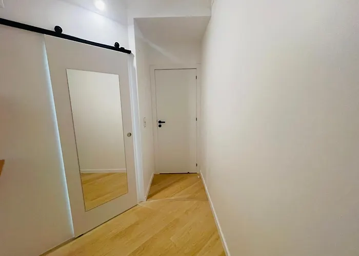 The Yellow Retreat בית אירוח אה דוס קונהאדוס